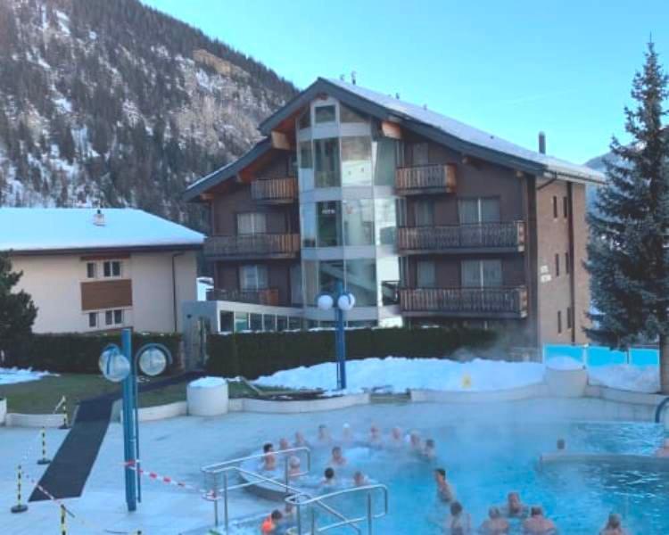 Hotel Viktoria-Leukerbad-Therme Buitenkant foto