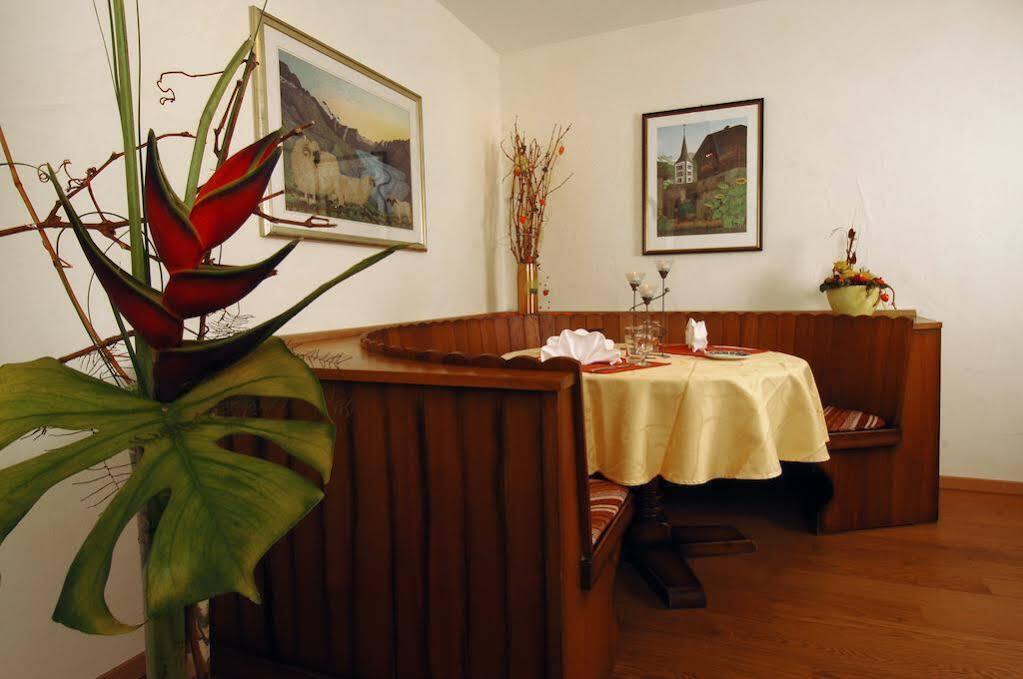 Hotel Viktoria-Leukerbad-Therme Buitenkant foto